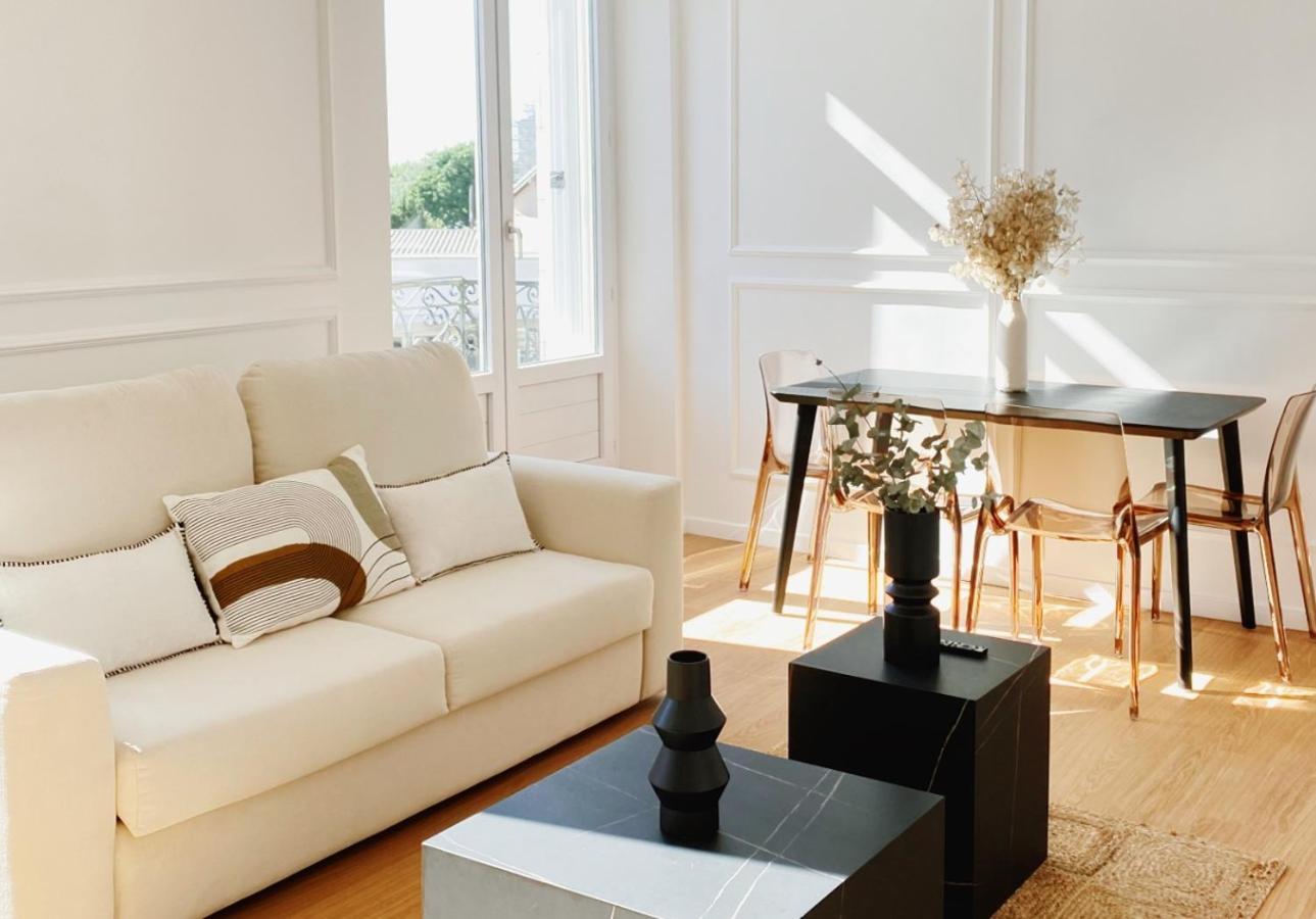 Ferienwohnung Le Haussmann ⸱ Stationnement Gratuit ⸱ Fibre Déols Exterior foto